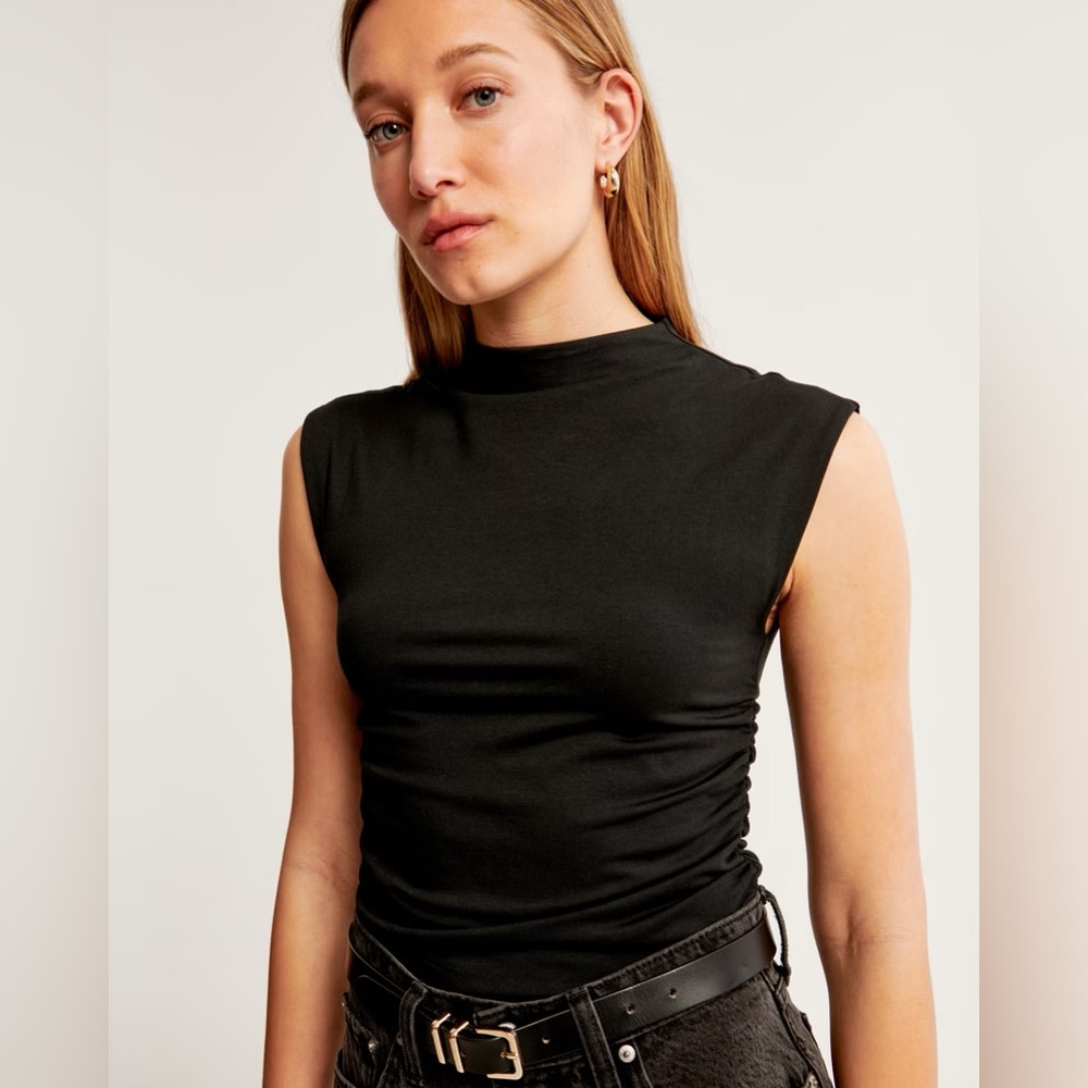 The A&F Paloma Top | Color: Black | Size: Small